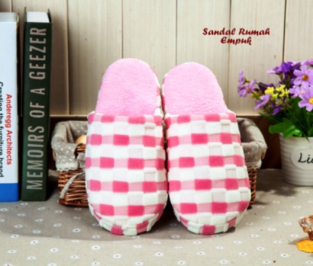 Sandal rumah motif KOTAK-KOTAK ( empuk dan nyaman) ada anti slip