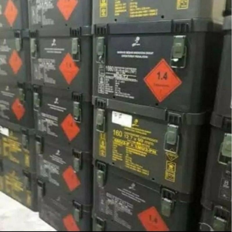 

Box Kotak Plastik Bekas isi Amunisi Pindad Original