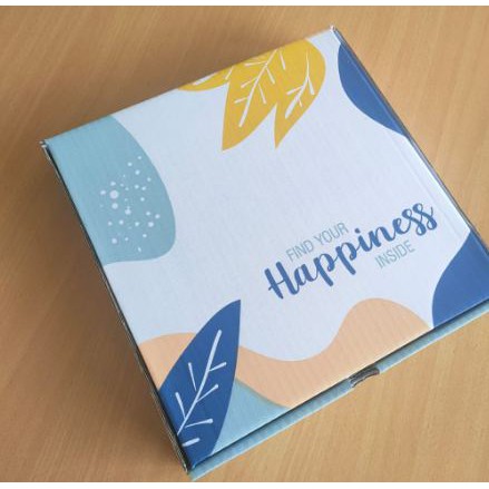 

Kardus Box Pizza 26x26x4 cm LD " Find Your Happiness Inside " Kardus /Karton/Hampers/Baju/T Shirt