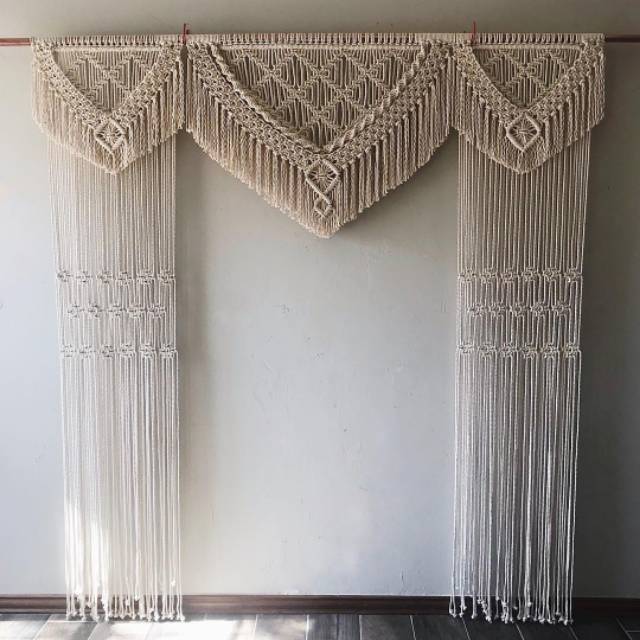 Tirai macrame