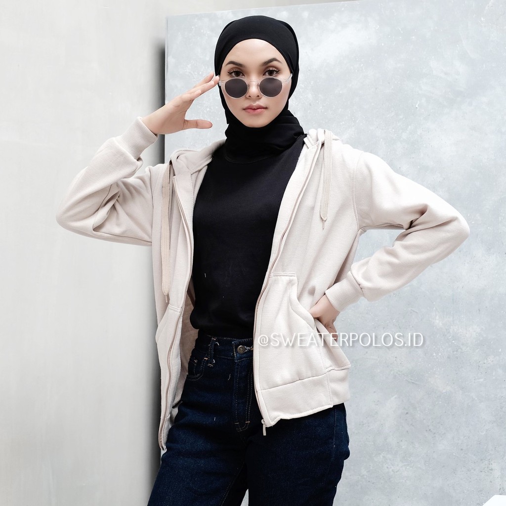  SWEATERPOLOS  JAKET HOODIE ZIPPER BEIGE WANITA M XXL 