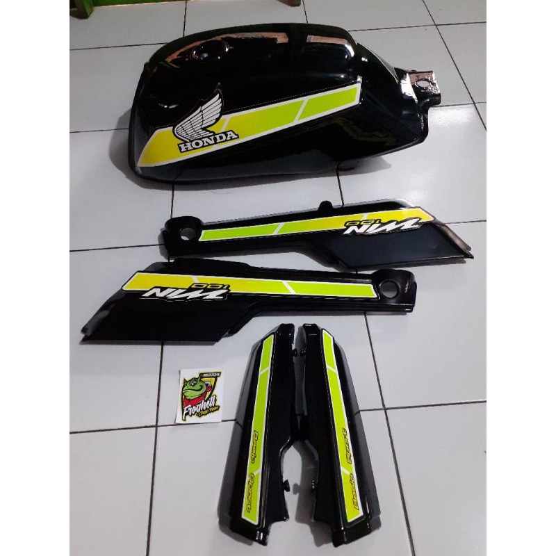 TANGKI SET BODY HONDA WIN 100 BODI HONDA WIN 100.