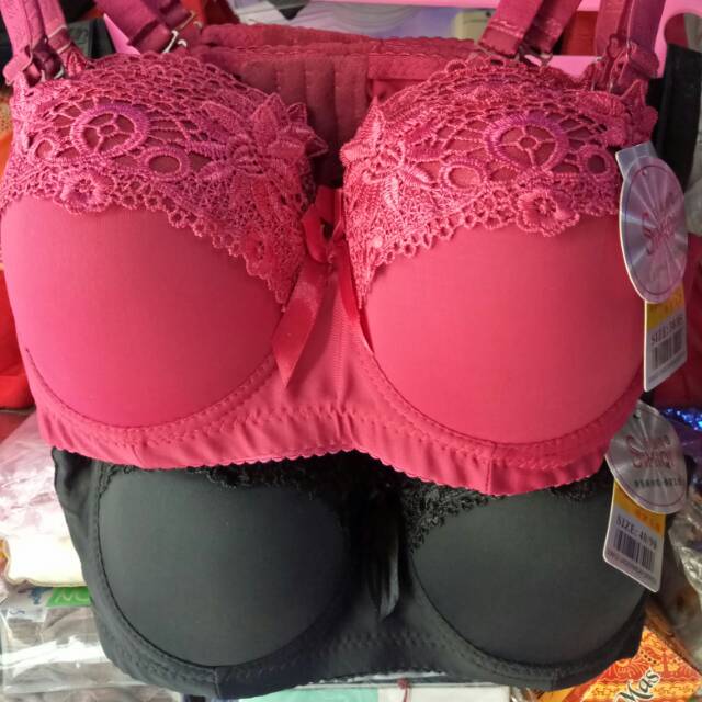 bh simiqi kawat busa renda cantik sexi kancing tiga