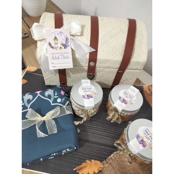 

Hampers Premium Lebaran/Ied Fitri Wisjman Original