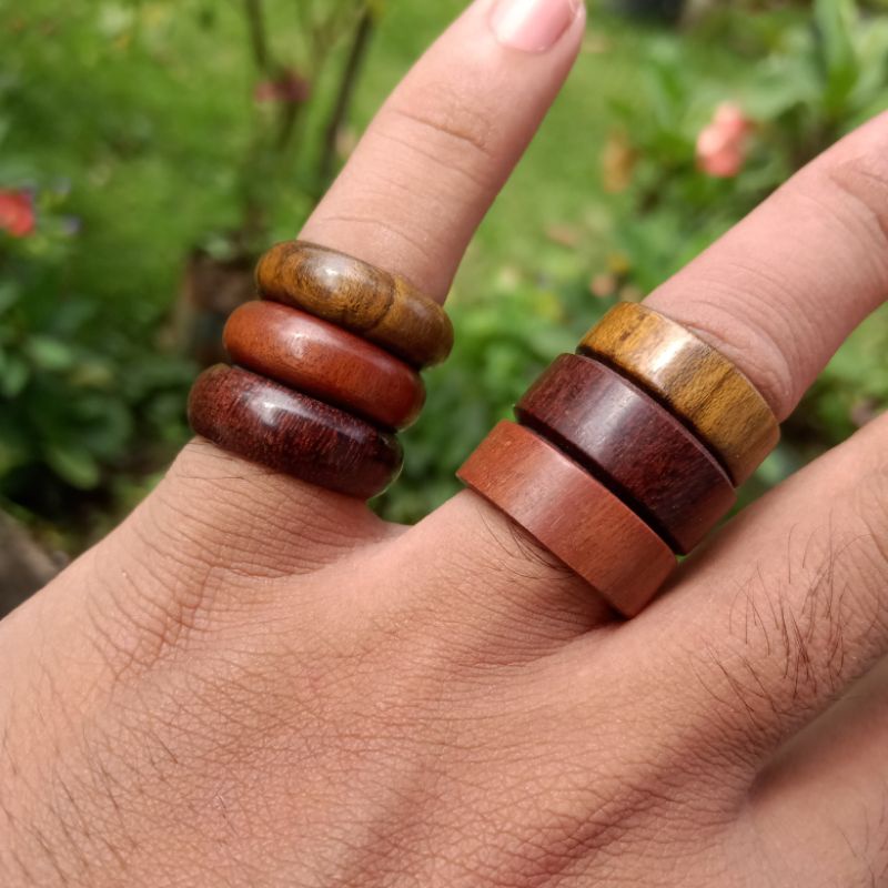 Cincin Kayu Galih Asem, Setigi, Kemuning Hitam, Kelor Hitam, Galih Nagasari Petir, Cincin Perhiasan, Cintin Etnik, Cincin Cantik, Cincin Kayu, Kayu Langka Bertuah