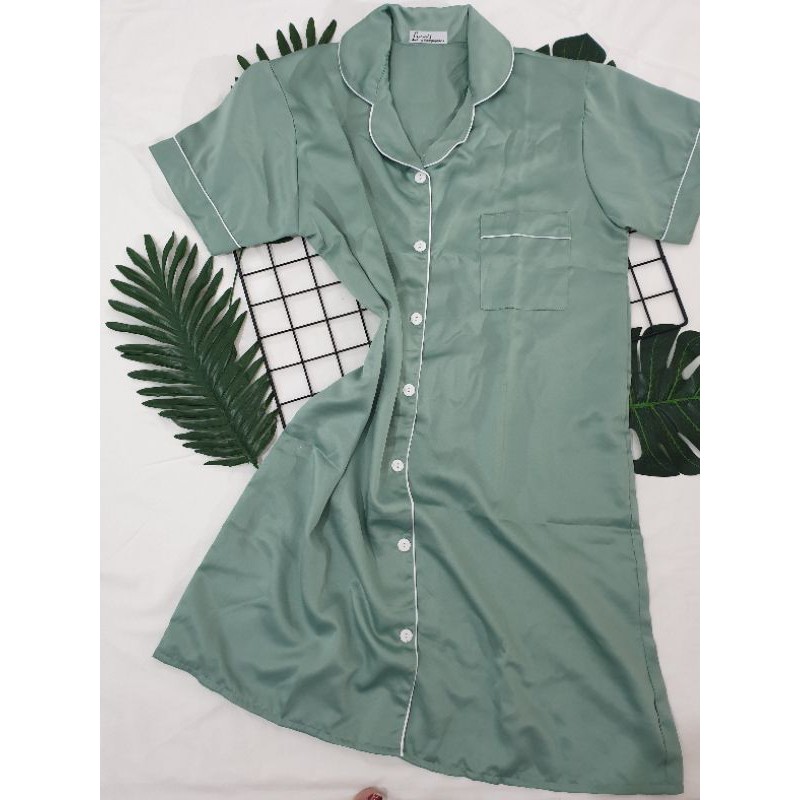 Daster saten roberto cavalli free size warna pastel green