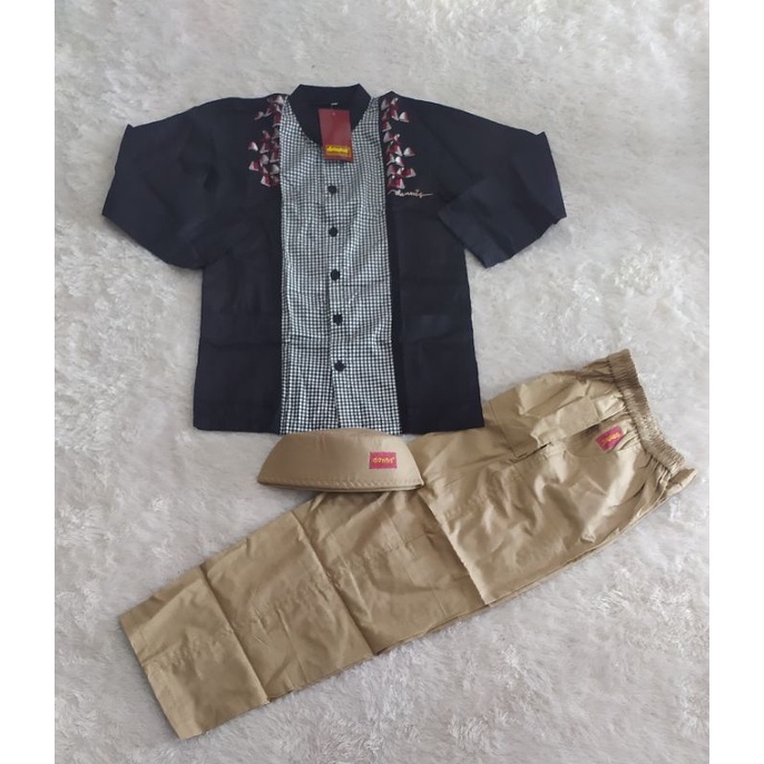 Dannis anak laki-laki / Koko dannis laki laki Hitam Diskon