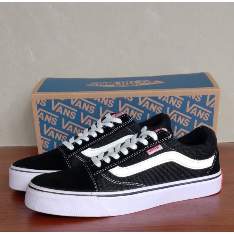 (free box vans)sepatu vans  old skool classic black white sepatu vans premium classic hitam putih