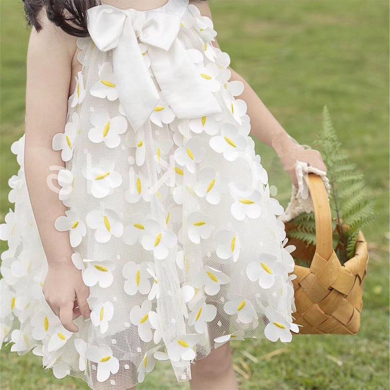 White Blossom Dress Pantai Anak Perempuan Putih Korean Style Import | BALI RESORT WEAR MY BALI OUTFI