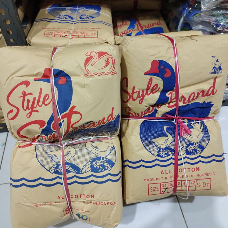 Kaos Oblong Pria Swan Dalaman Jumbo Katun Putih Polos