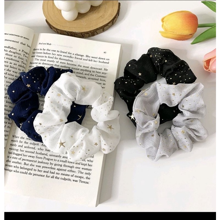 SCRUNCHIE KOREA MOTIF BINTANG Ikat Rambut Fashion Elastis