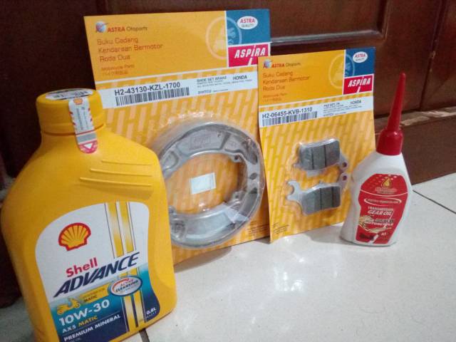 Paket kampas rem Front &amp; Rear Aspira + oli Shell Ax5 matic SAE 10-30W +gardan for beat/esp/Vario 125