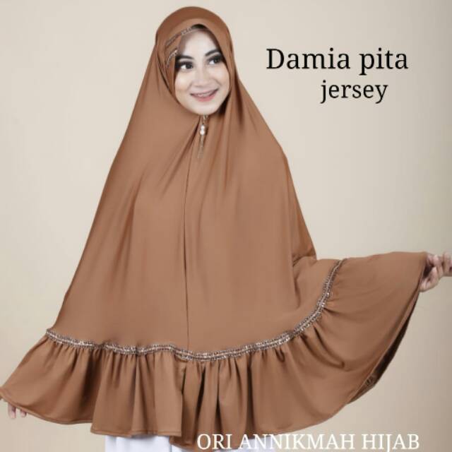 

Damia Pita SALE SALE SALE cuma 40 ribu