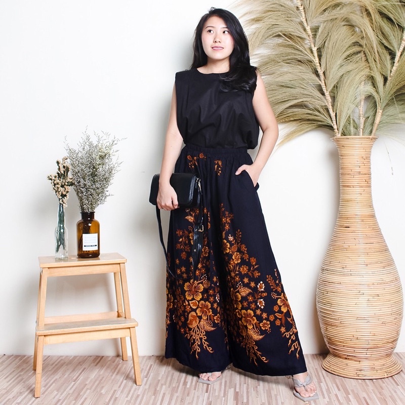 Celana Kulot Panjang Motif Batik Wanita Sogan Kelir Daun Bunga