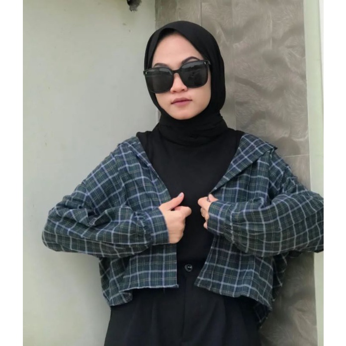 MOLLY BASIC CROP KEMEJA FLANEL