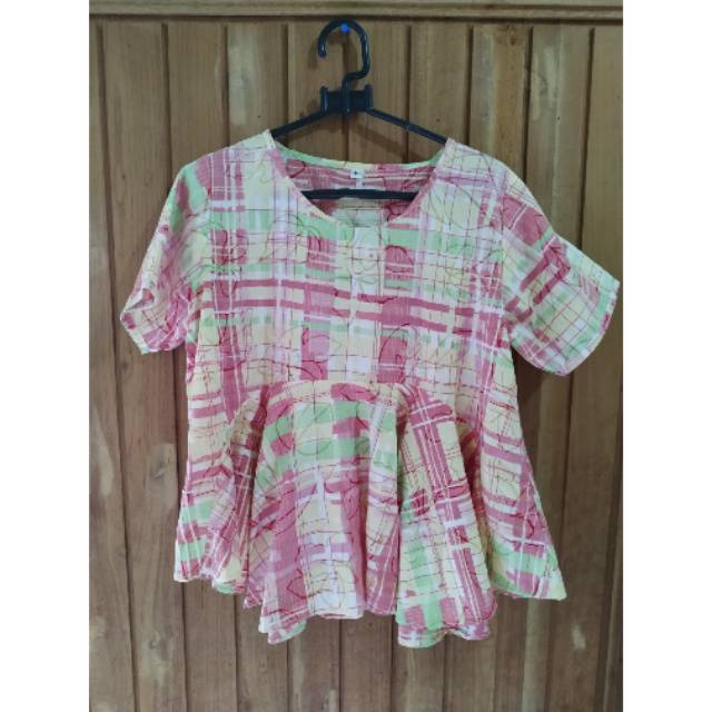 Preloved Blouse Renda