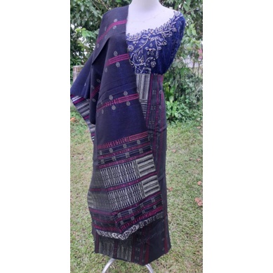 KAIN SONGKET TENUN BATAK PUCCA BINTIK PUCCA BUNGA PUCCA TABUR MANDAR TARUTUNG ASLI