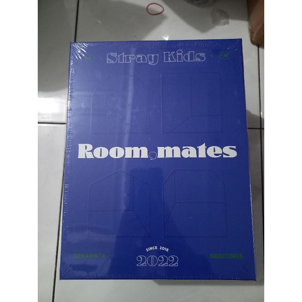 [ OFFICIAL ] STRAY KIDS - 2022 SEASON'S GREETING