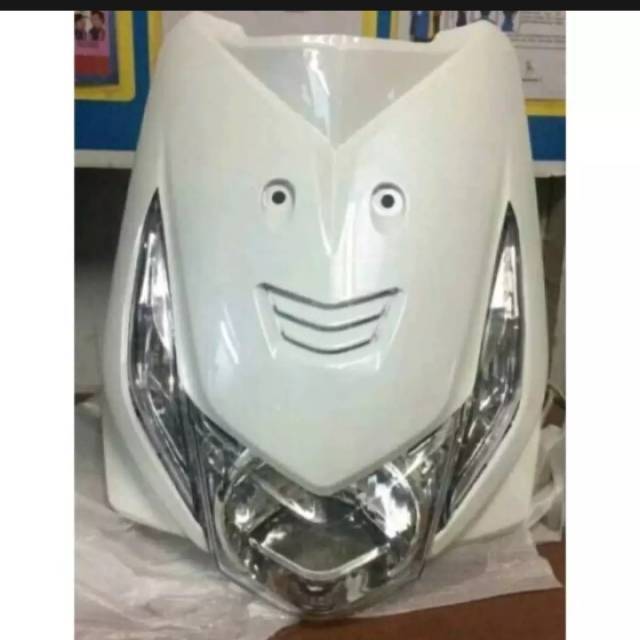 Tameng depan Honda beat karbu plus reflektor lampu depan warna putih