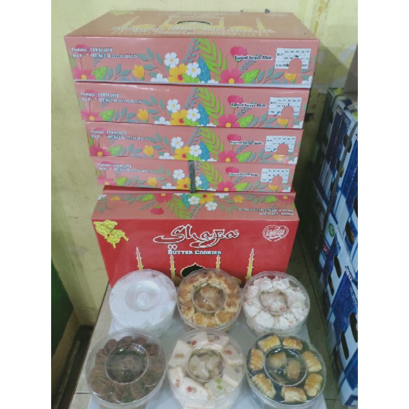 

paket kue lebaran murah