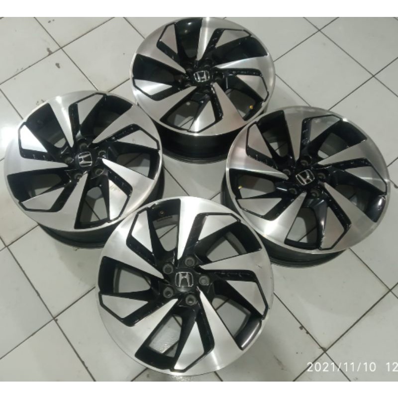 Velg variasi mobil pelek second original Honda new CR-V Turbo Ring 18