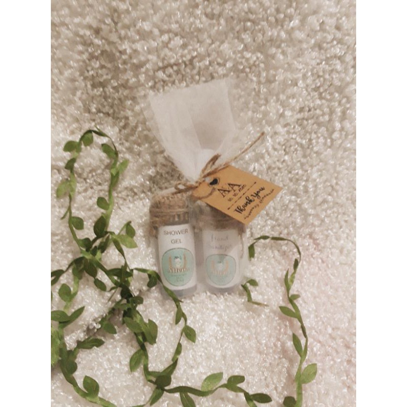 

souvenir new normal rustic murah hand sanitizer&shower gel 30ml kemas tile.gratis card&sticker