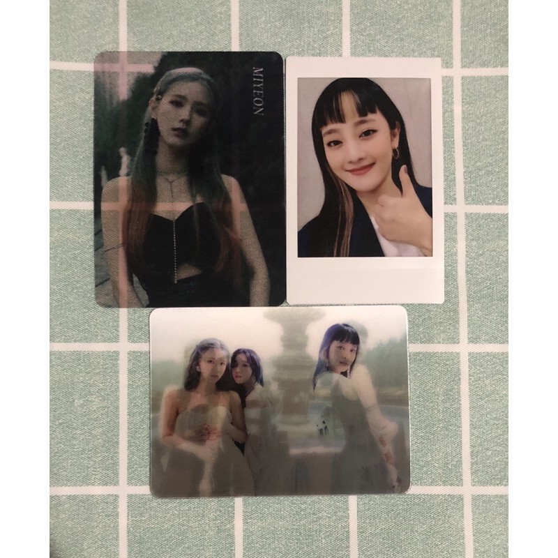 POLAROID PC (G)I-DLE MIYEON MINNIE OFFICIAL