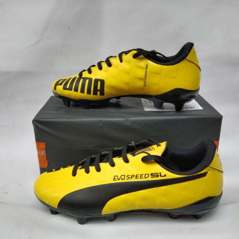SEPATU BOLA / FUTSAL PUMA