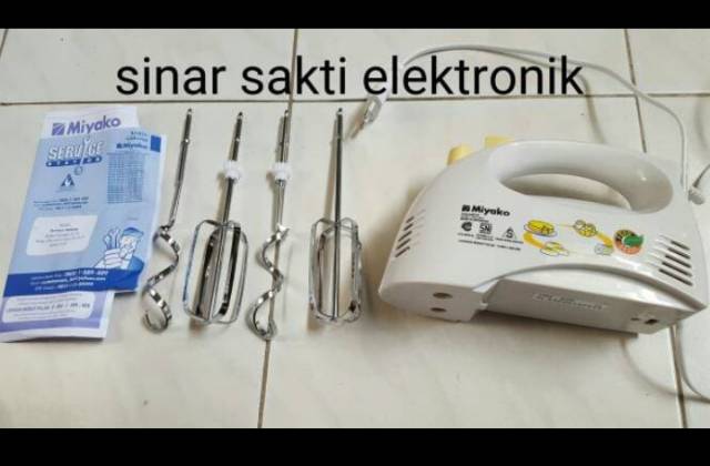 Hand Mixer Miyako type HM-620 / mixer tangan miyako pengaduk otomatis garansi