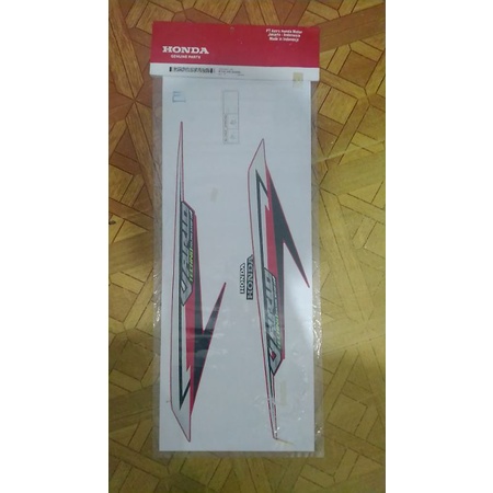 stiker body belakang Honda Vario 125 2017 original warna merah