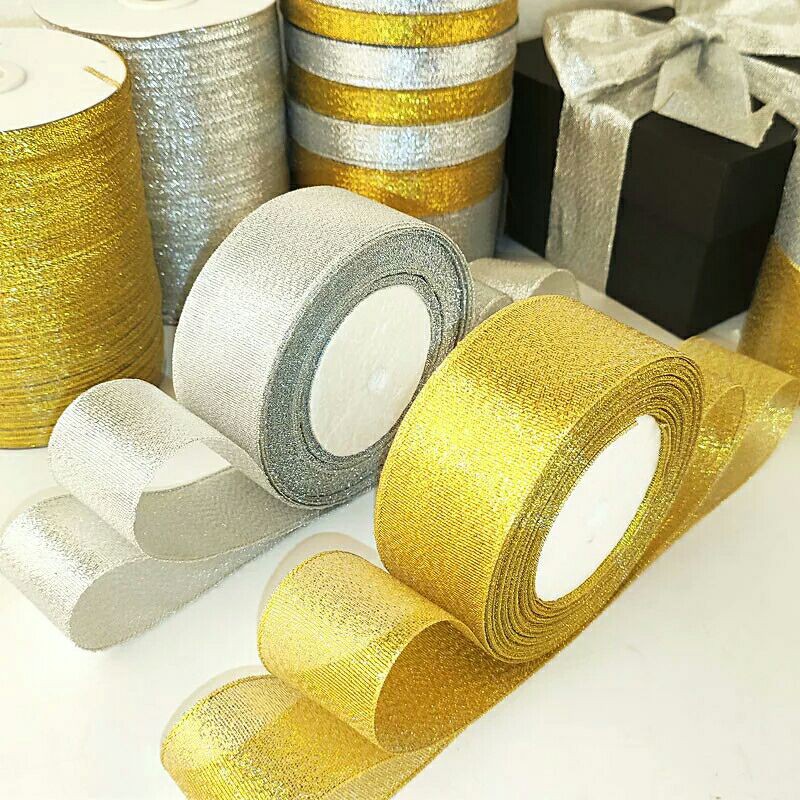 

Pita Gliter Gold/Silver 3/4 inch (2 cm) / Pita Gliter perak/ Pita Gliter Emas