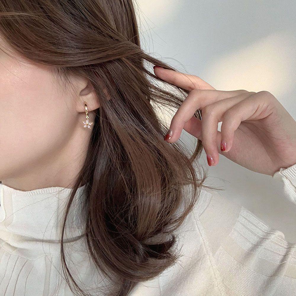 Needway Menjuntai Anting Bulat Warna Emas/ Perak Bunga Bintang Cinta Hati Aksesoris Fashion Hoop Earing
