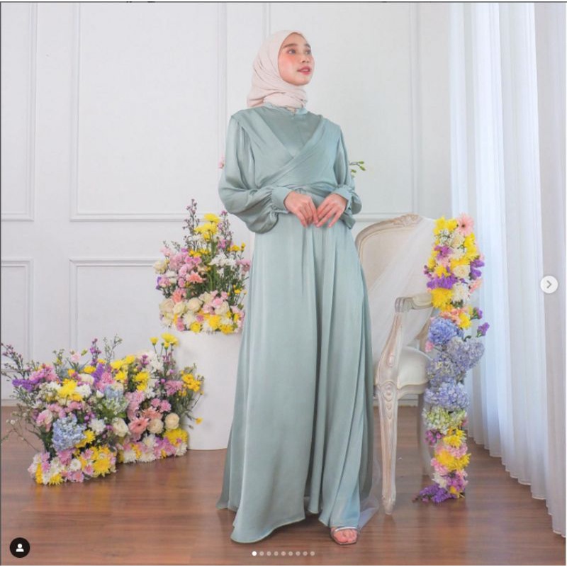 Adeline dress by Deavhijab x Nasariastri