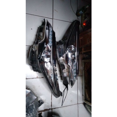 headlamp fortuner vrz