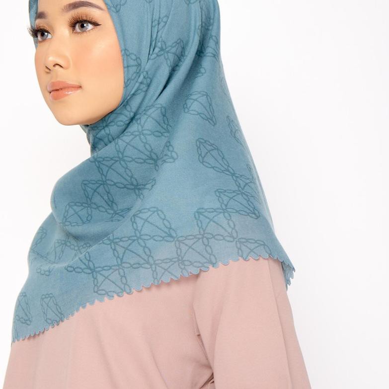 ✥ ZM Zaskia Mecca - Pulau Muna Denim Scarf Kerudung Segi Empat Ultra Sonic ♨
