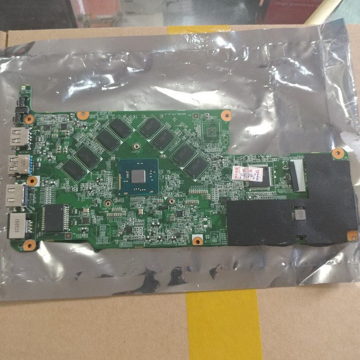 MOTHERBOARD Lenovo Ideapad 300-11ibr 300s-11ibr Flex3-1130 ram 4gb