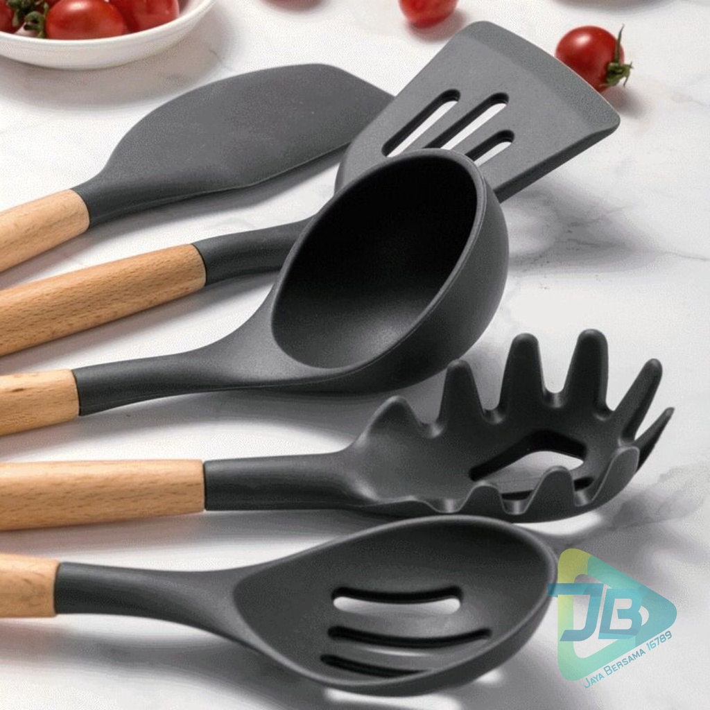 RT82 Kitchen Utensil Silicone wood 12pcs Set Peralatan Dapur Masak Baking Sutil Spatula Sendok Silikon Set Alat Masak 11 in 1 gagang kayu JB5471