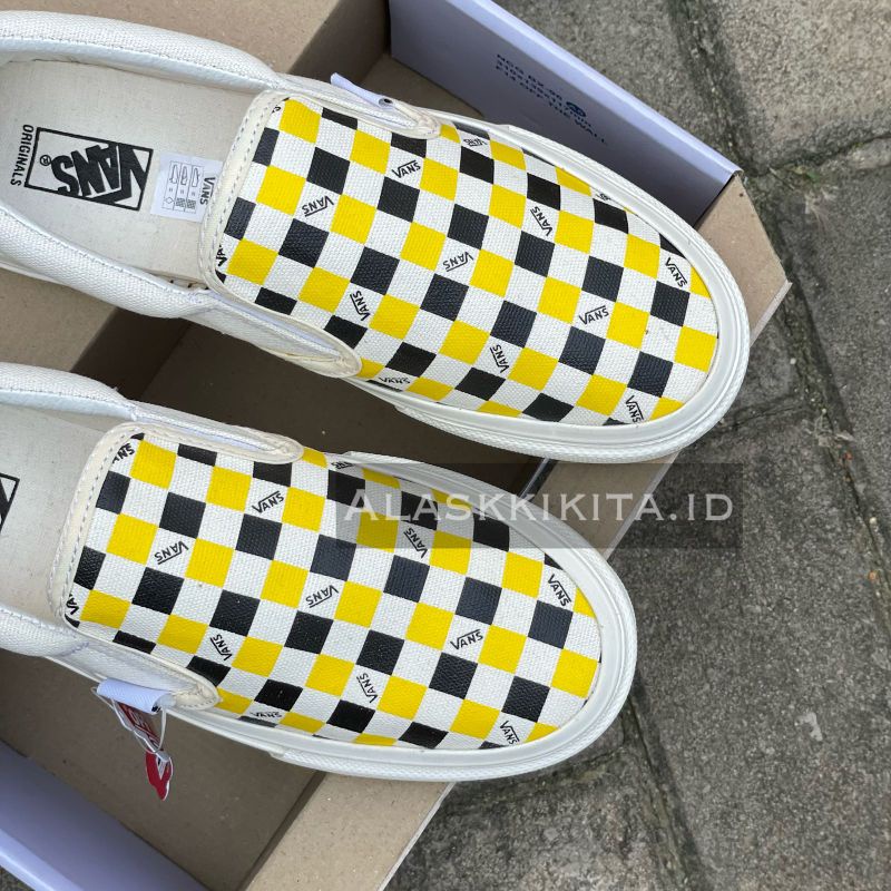 Sepatu Vans Slip On Mono Checkerboard Yellow + kaos kaki / (OBRAL) Vans Slip-On Pria Wanita Terbaru