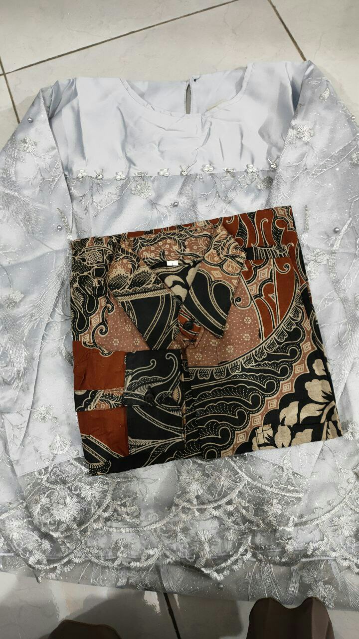 Couple Batik Terbaru 2021 Brukat Premium Sarimbit Batik Kebaya Batik Rnb Batik Couple Keluarga