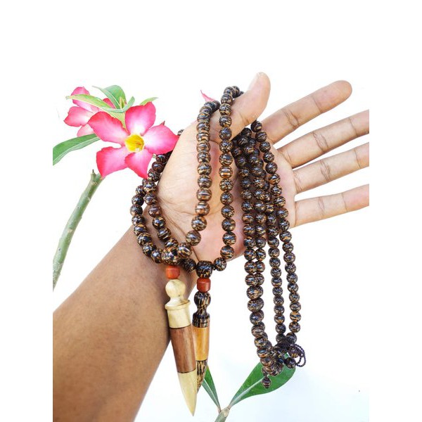 KALUNG kayu liwung lawu liontin kayu kembang kantil