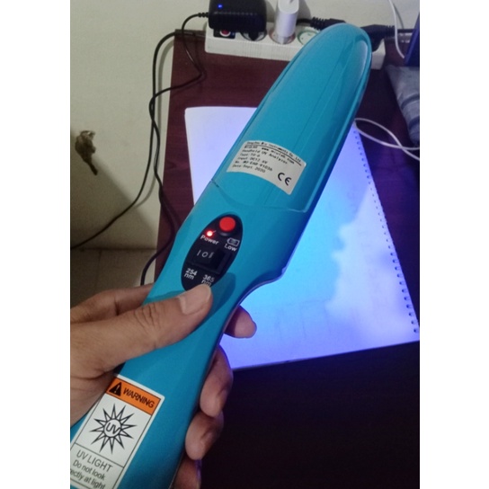 Portable UV Analyzer Handheld with Wave Length 365 nm and 254 nm