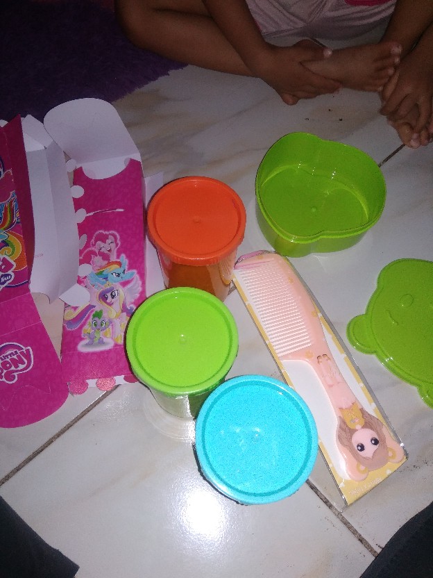 Gelas Murah Calista Kami Gelas Panjang Warna Ulang Tahun