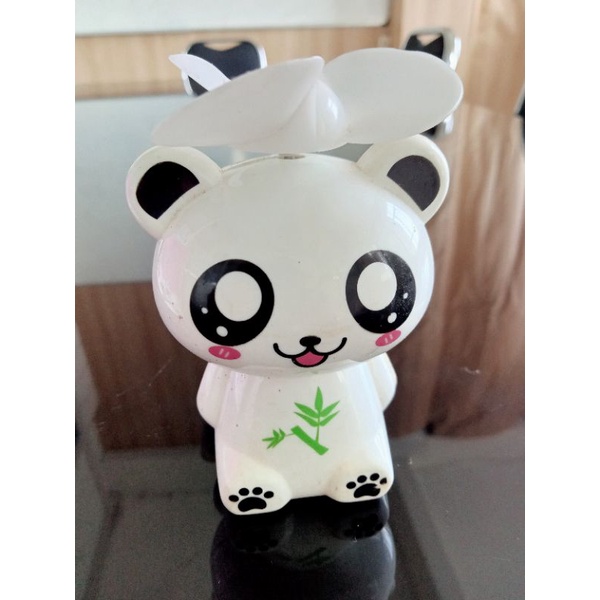 TML-777-1 Mainan Fun Hand Fan Kipas Karakter Warna Bagus 777-1