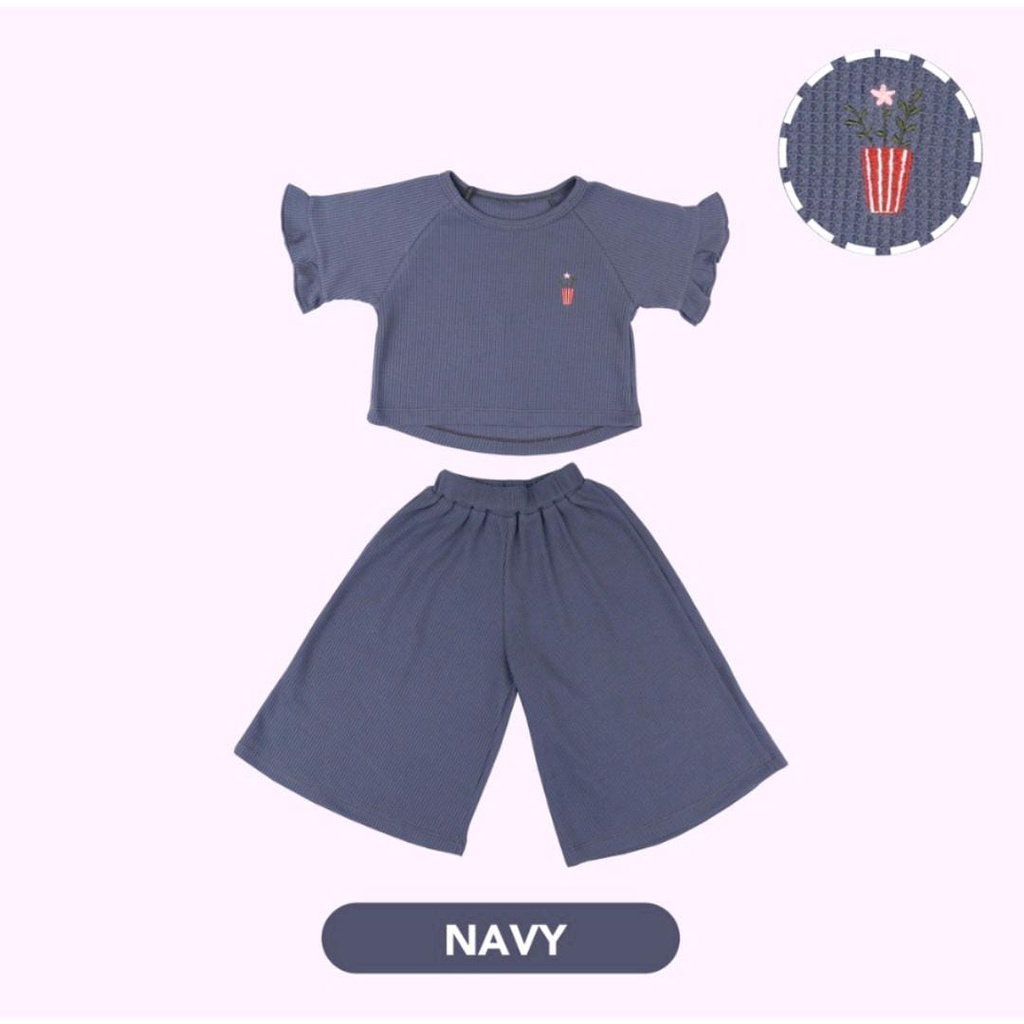 MOOI NOORA SLEEVE RUFFLE SET / SETELAN ANAK PEREMPUAN