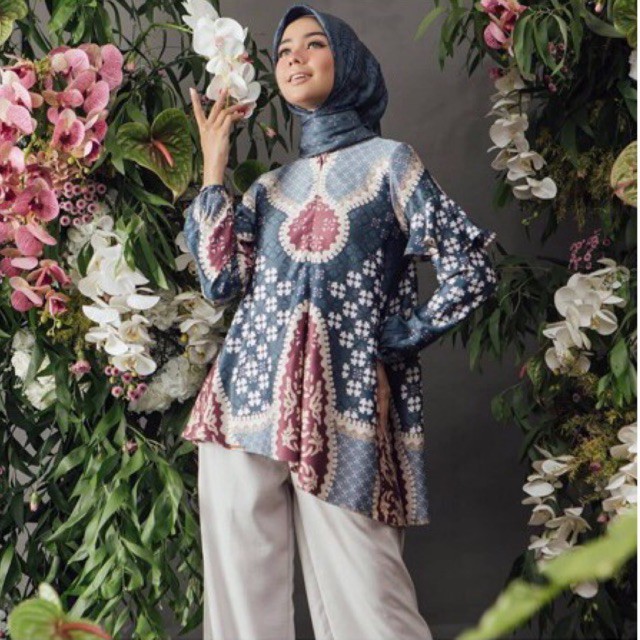 Anggrek blouse Wearing Klamby preloved