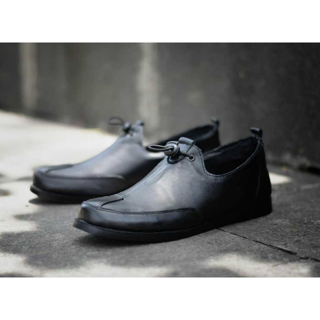 BURAY X SEPATU FORMAL SLIP ON PRIA LOAFER DEWASA WARKA KULIT ASLI ORIGINAL CASUAL PANTOPEL FORMAL PRIA FASHION KERJA KANTOR SEKOLAH KULIAH WISUDA KONDANGAN GURU PNS PESTA RESMI NYAMAN PANTOFEL PANTOPLE KULIT PRIA PANSUS FASHION TRANDY KEKINIAN BERKUALITAS
