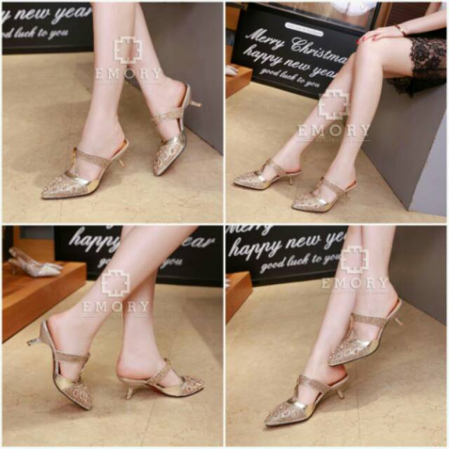 Sepatu emory