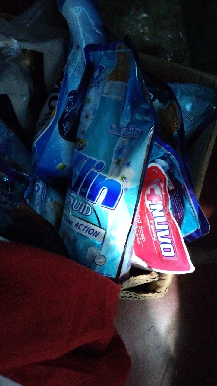 So Klin Liquid Detergent (antibac) Pouch 750ml X6 (1 Box)