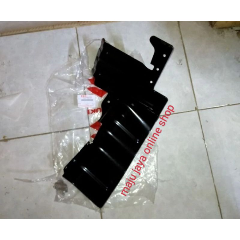 PLATE KARPET RODA DEPAN FUTURA ALL TYPE ASLI