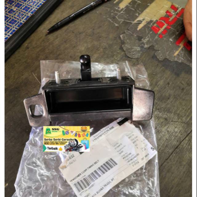 Handle pintu belakang bagasi suzuki ertiga all new original